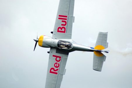 Red Bull Flugzeug